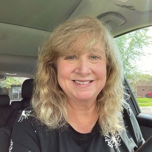 Meet your Posher, Ellen